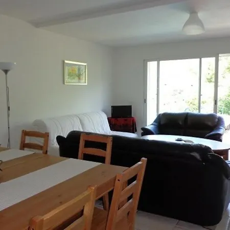 Maison Rayol-canadel-sur-mer, 3 Pieces, 8 Personnes - Fr-1-251-42 بيت للعطل